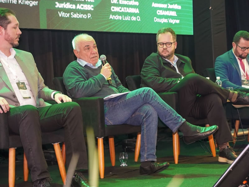 TCE/SC destaca governança e segurança jurídica em encontro dos consórcios públicos de saúde de Santa Catarina